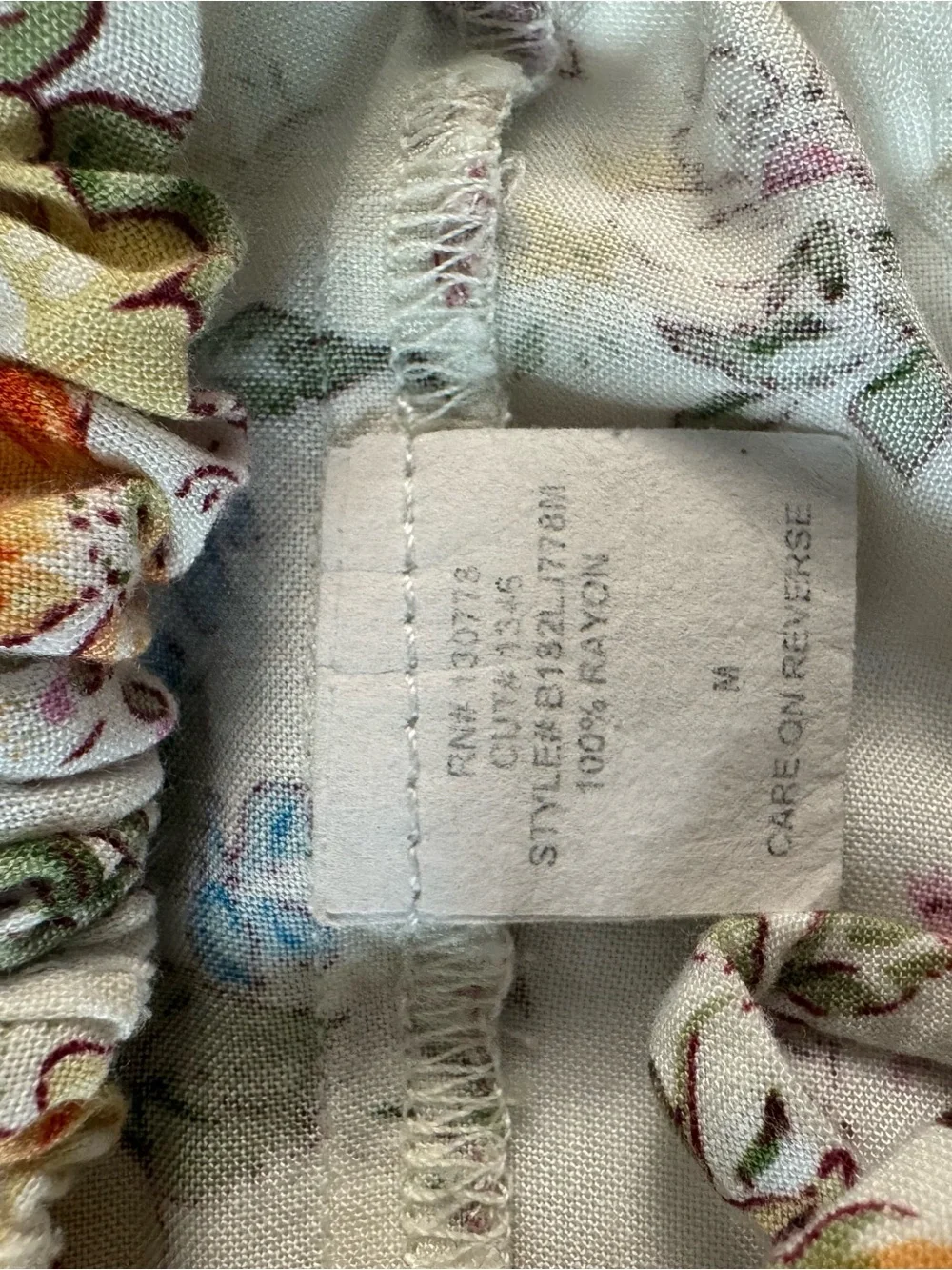 Living doll Cream Floral Lace-Trim Top with Flowers Women’s Size M - Picture 13 of 13